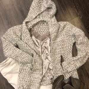 Chunky Knit white & grey hooded cardigan